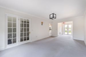 Photo 23- click for photo gallery